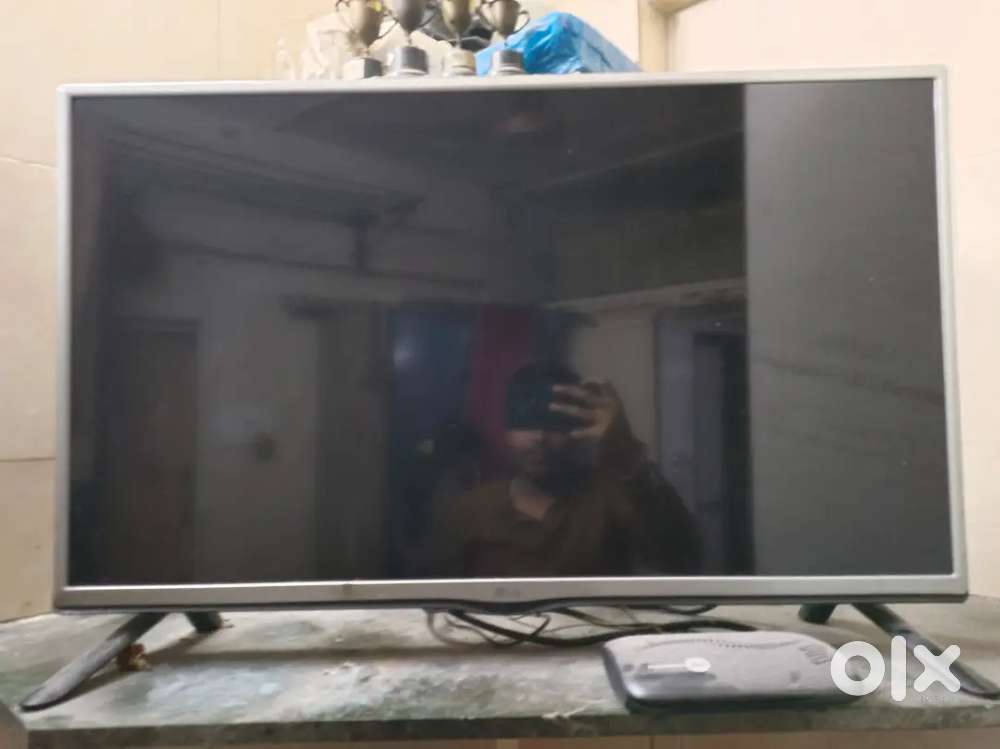 LG 32 Inch LED TV for Sale