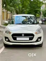 Maruti Suzuki Swift 2023 VXI AGS 9k kms Automatic Showroom Condition