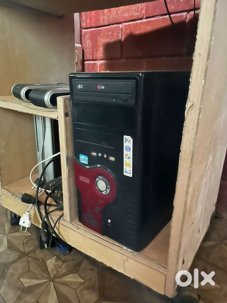 Desktop cpu and monitor