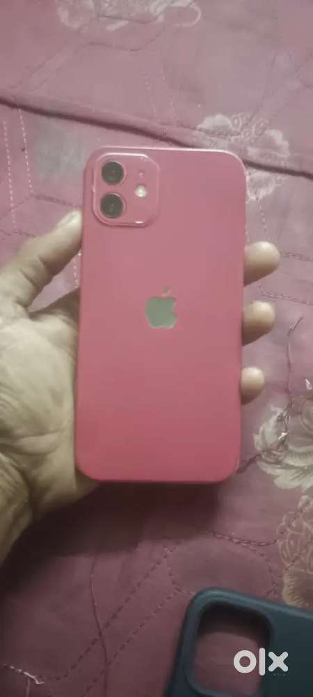 12 64gb 71 battery health gud condition