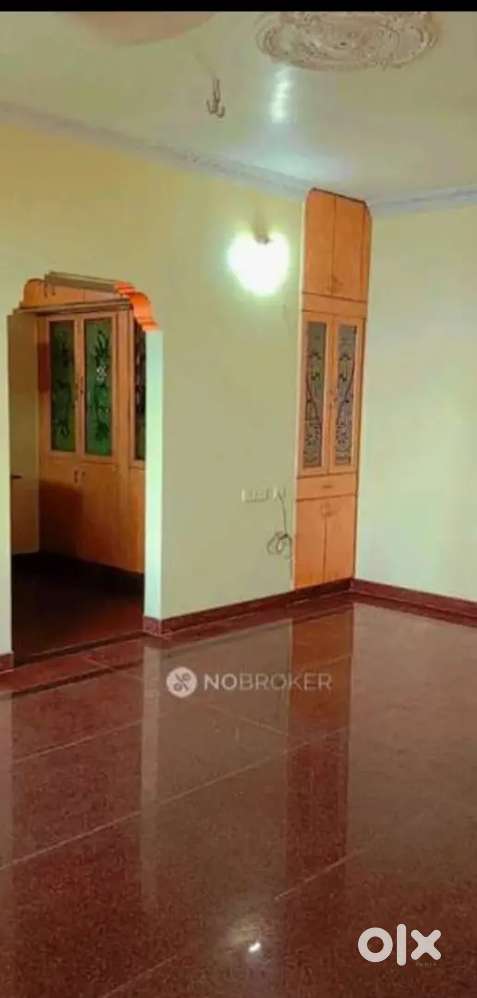 Lease in nanmangalam main road