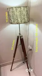 Tripod Wooden LED Floor Lamp