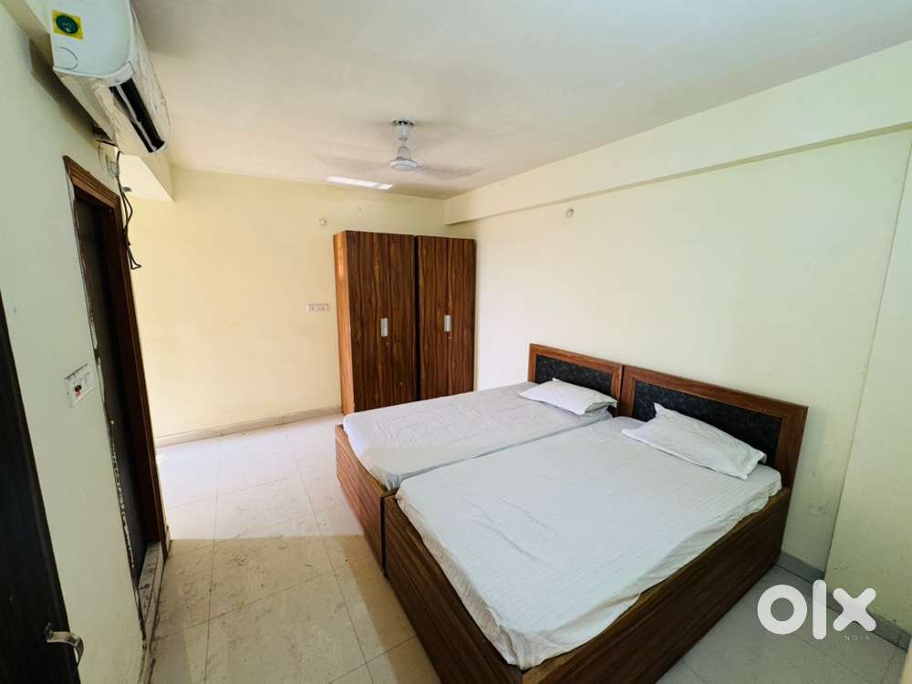 SPACIOUS PG WITH ALL AMENITIES AVAILABLE AT AMAZING PRICE