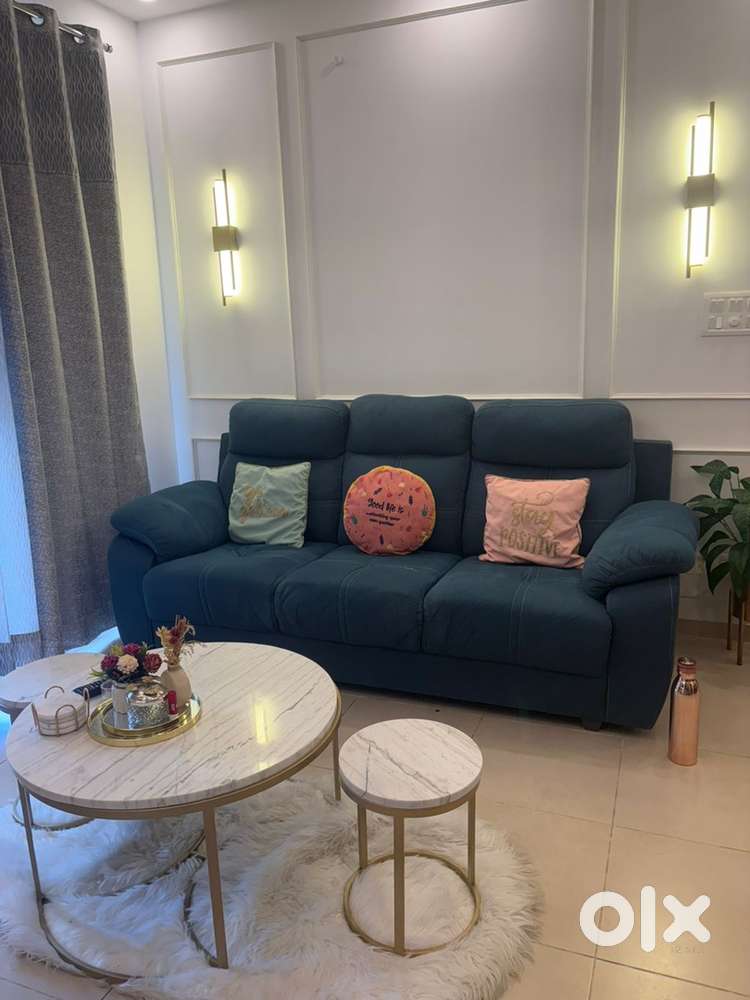 5 Seater (3+2) Sofa in Excellent Condition – ₹25,000 (Negotiable)