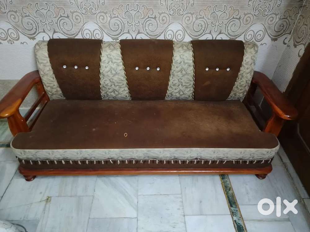 5 seeter sofa set