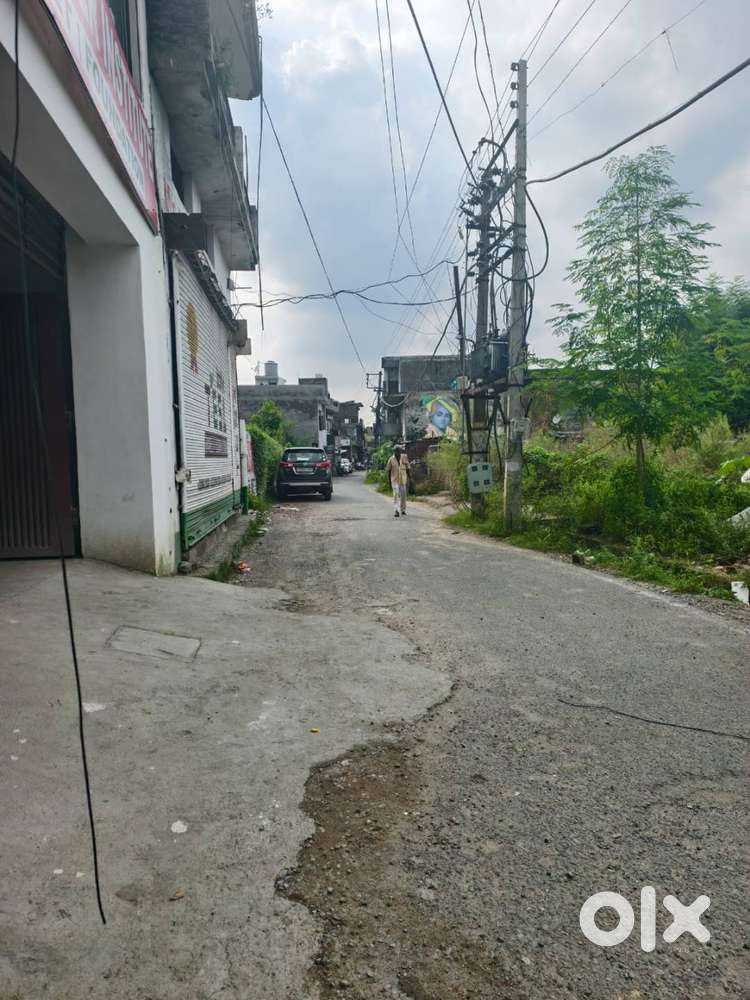 13.22 MARLA PLOT commercial BEHIND PUSHAP CINEMA