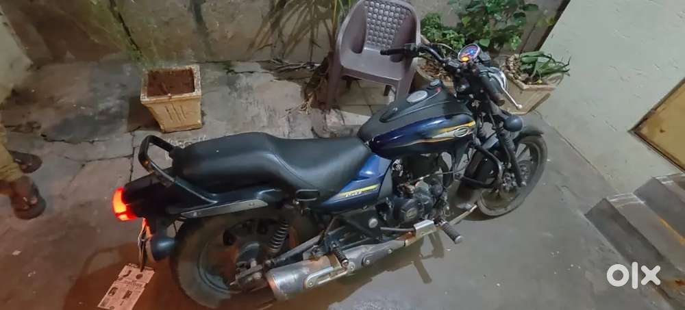 Bajaj Avenger Street 150