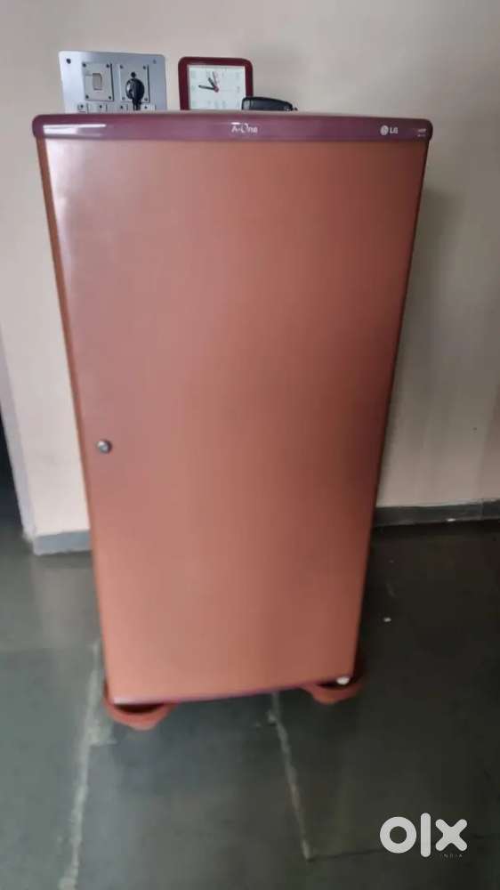 Refrigerator LG