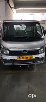 Tata intra v10