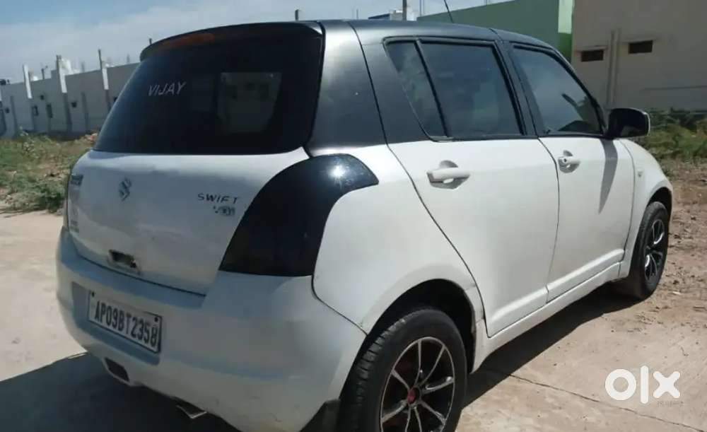 Maruti Suzuki Swift 2009 Diesel Well Maintainedall extra fittings