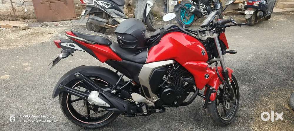 Yamaha FZ V2 - perfect condition, smooth ride Genuine buyers only