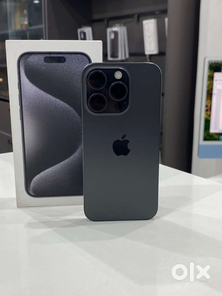 Iphone 15pro 256gb black titanium with bill 6months warranty