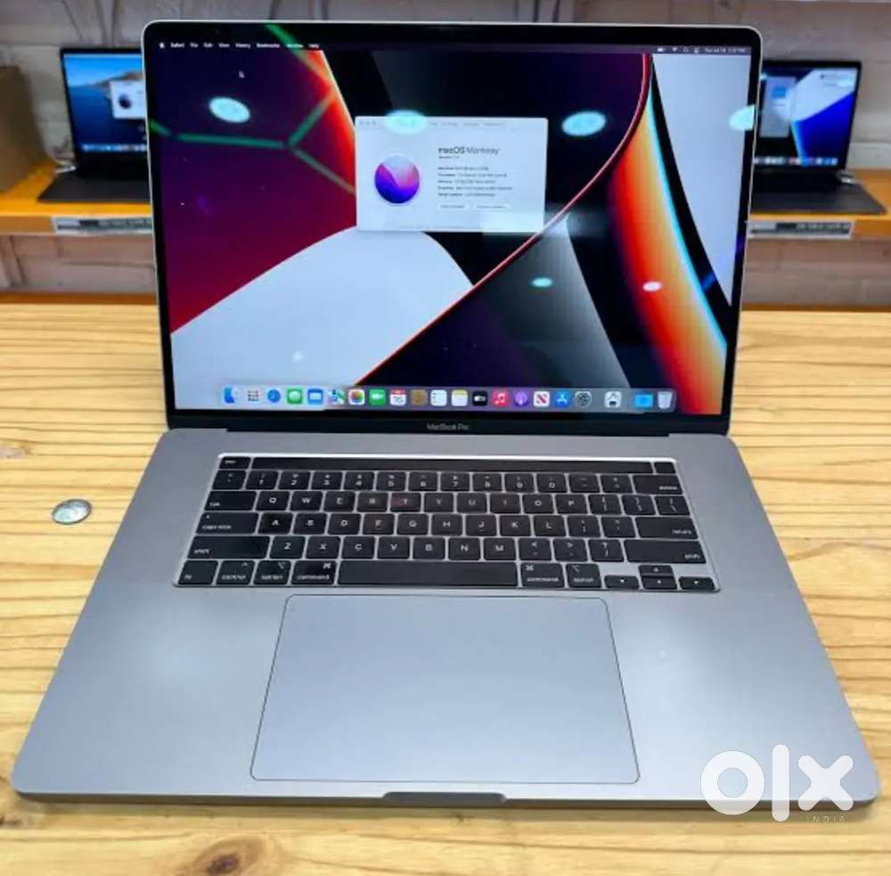 Apple Macbook Pro A2141 Core i9 32 GB RAM 1TB SSD TOUCH BAR 16 RERINA