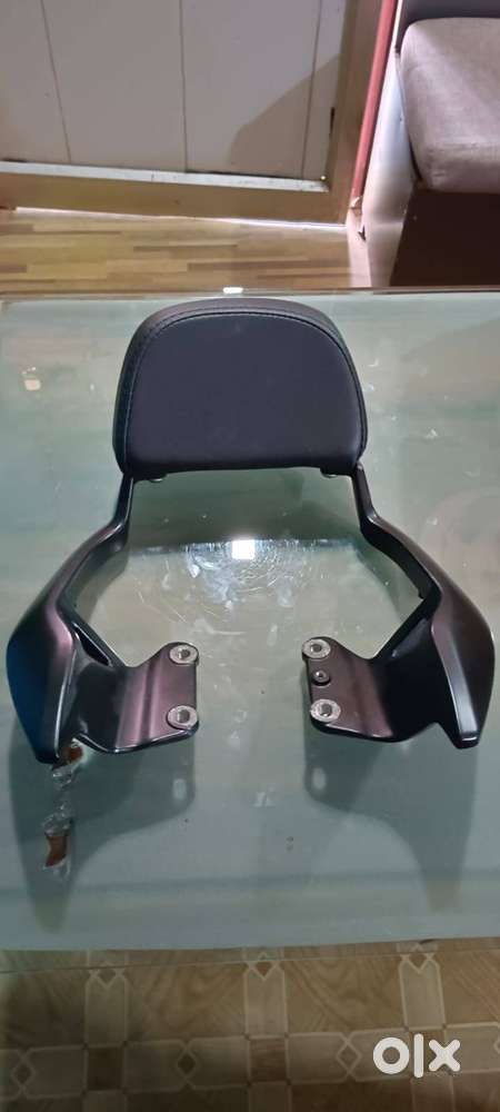 Hunter back rest