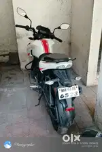 Apache RTR 200