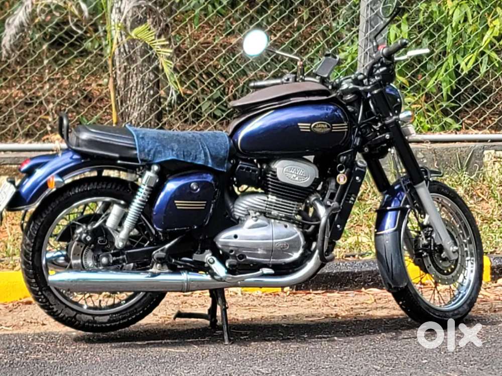 Jawa 42 Dual channel ABS