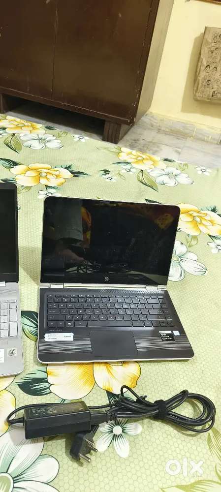 HP Pavilion x360 Touch Screen Intel Core i5-7th gen 8 GB RAM SSD 256GB