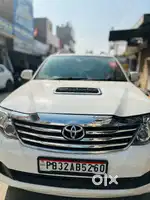Toyota Fortuner 2011-2016 4x2 AT, 2012, Diesel