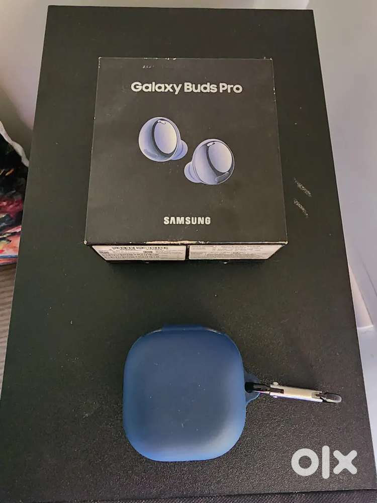 Samsung Galaxy Buds Pro & Galaxy Watch Classic 4 45mm
