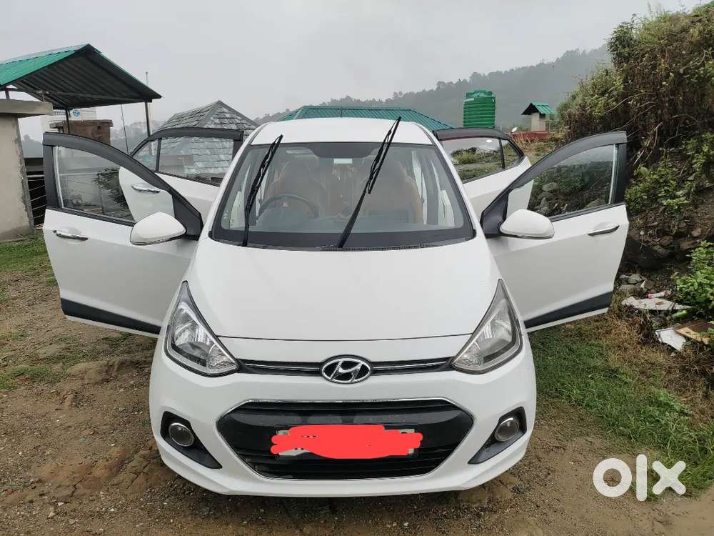 Hyundai Xcent 2015 Petrol 122000 Km Driven