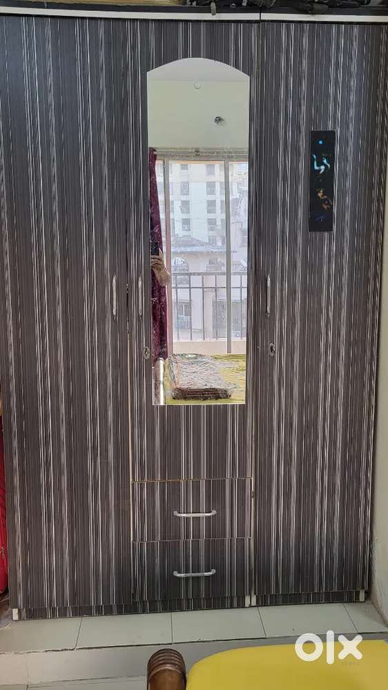 3 door and 2 door wardrobe