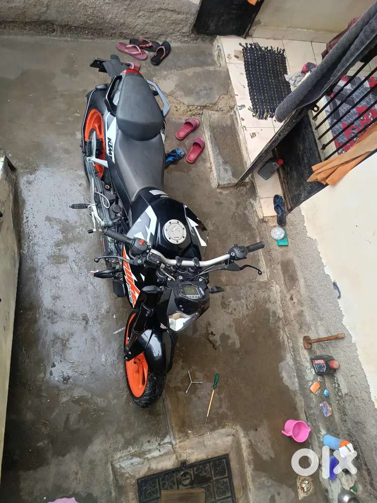 KTM Duke 200