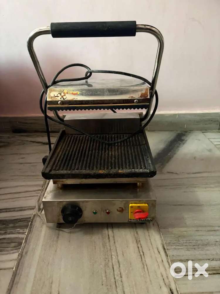 Grill machine and oil frier