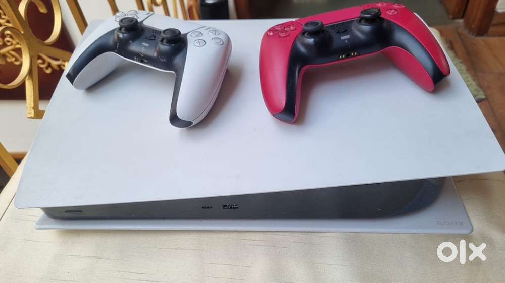 2 year old barely used ps5 digital version for sale.