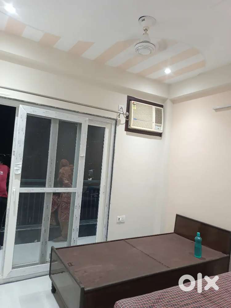 1bed double  2bathrooms  kichan hall