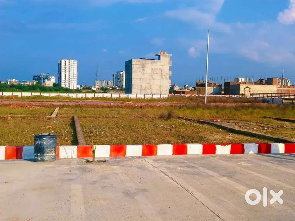 नगर पंचायत से अप्रूव्ड गोसाईगंज बाजार में सुल्तानपुर रोड पर प्लॉट ले