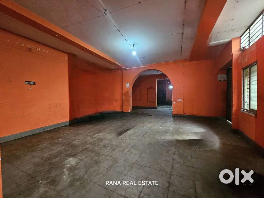 Fully commercial ground floor on 40 feet pich road space rent in TKP.