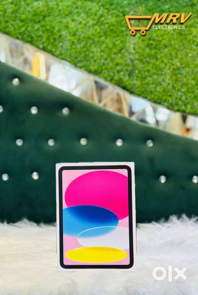 IPAD 11TH GEN 128GB WIFI BRAND NEW SEALED WITH ONE YEAR WARRANTY