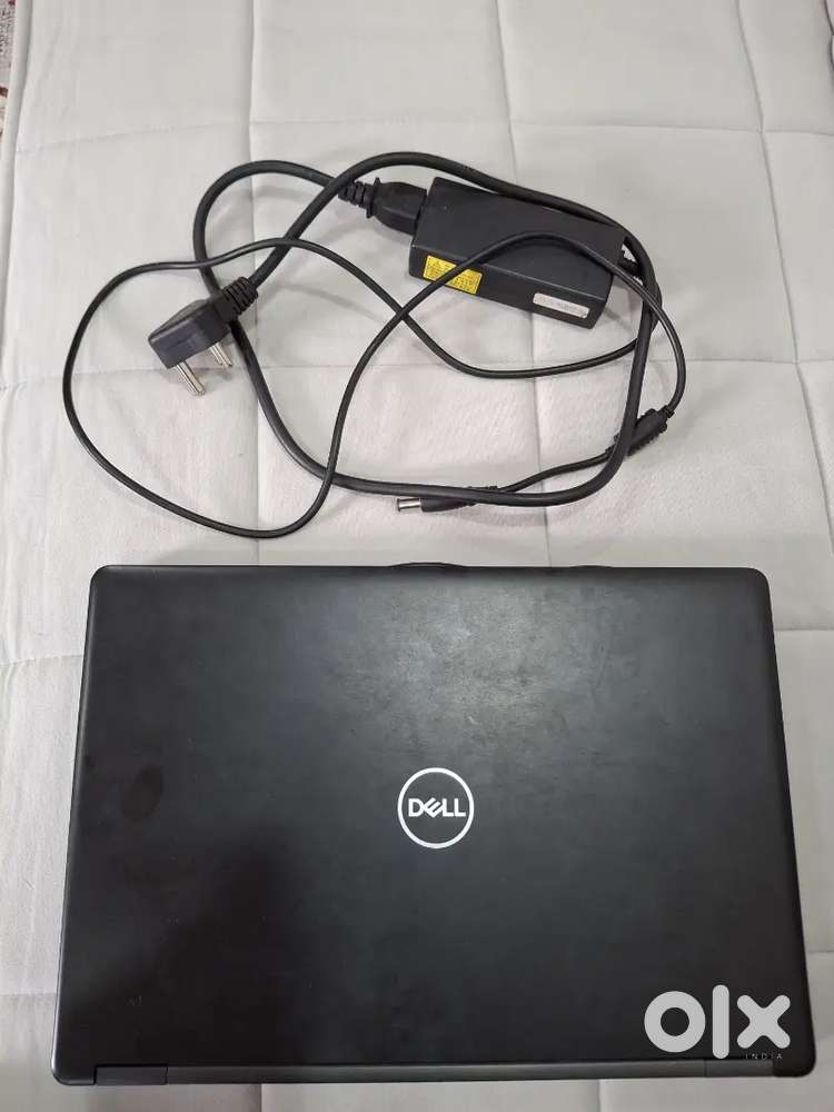 DELL Laptop black in Colour