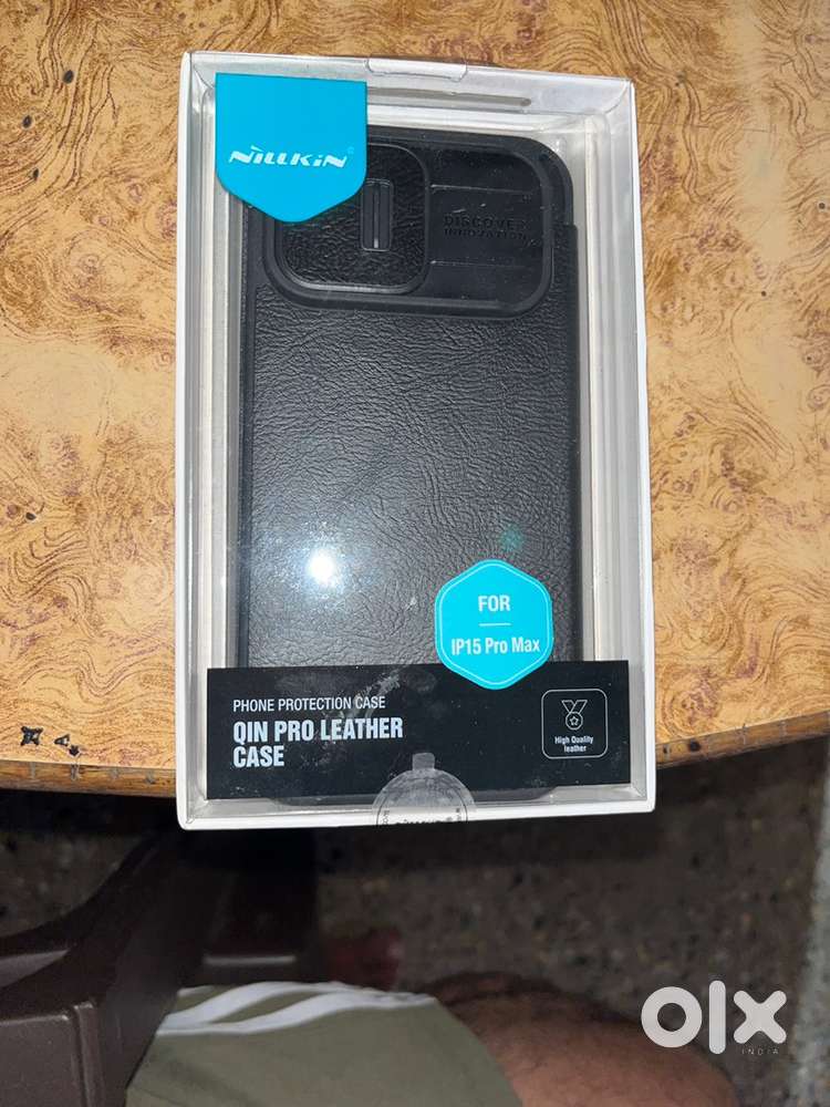 IPHONE 15 PRO MAX LEATHER COVER