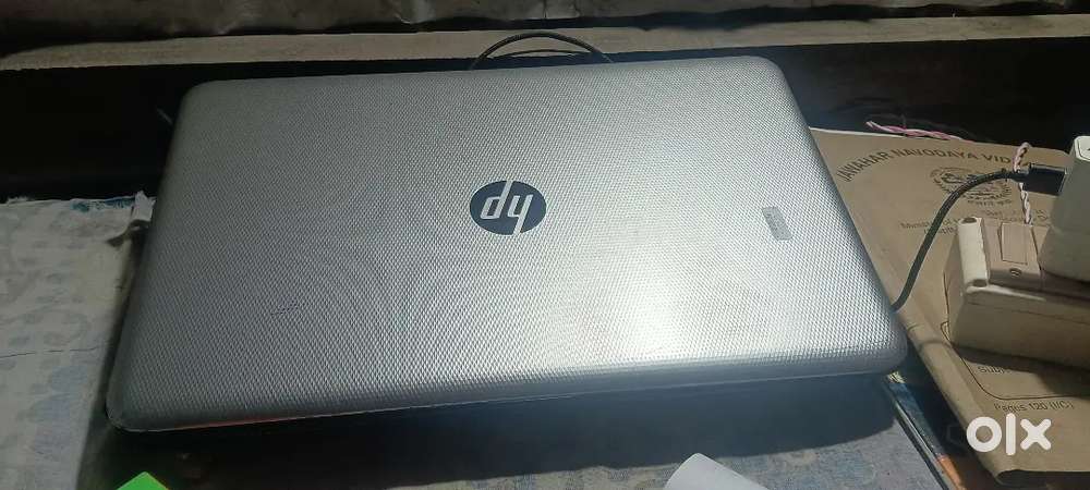 hp Laptop. Intel i3 and AMDA PROCESSOR