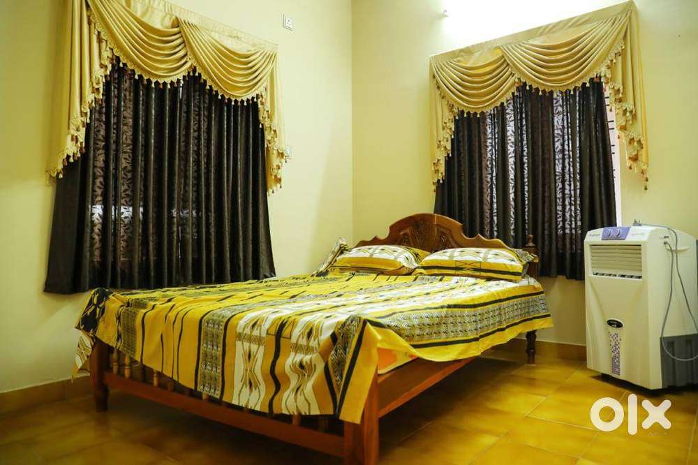 2BHK AC HOUSE FOR DAILY RENT NEAR SREEPADMANABHASWAMY TEMPLE EAST FORT