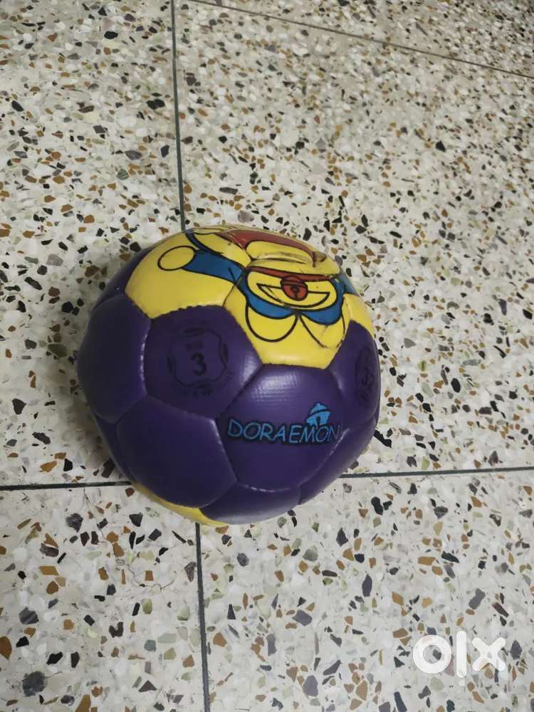 COSCO FOOTBALL SIZE 3