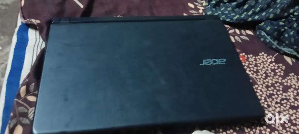 Acer One 14 4gb ram 512gb ssb