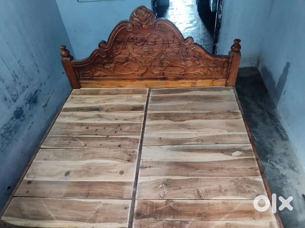 Pure Teak Wood Queen Size Bed -6*6ft, 2-Inch Thickness