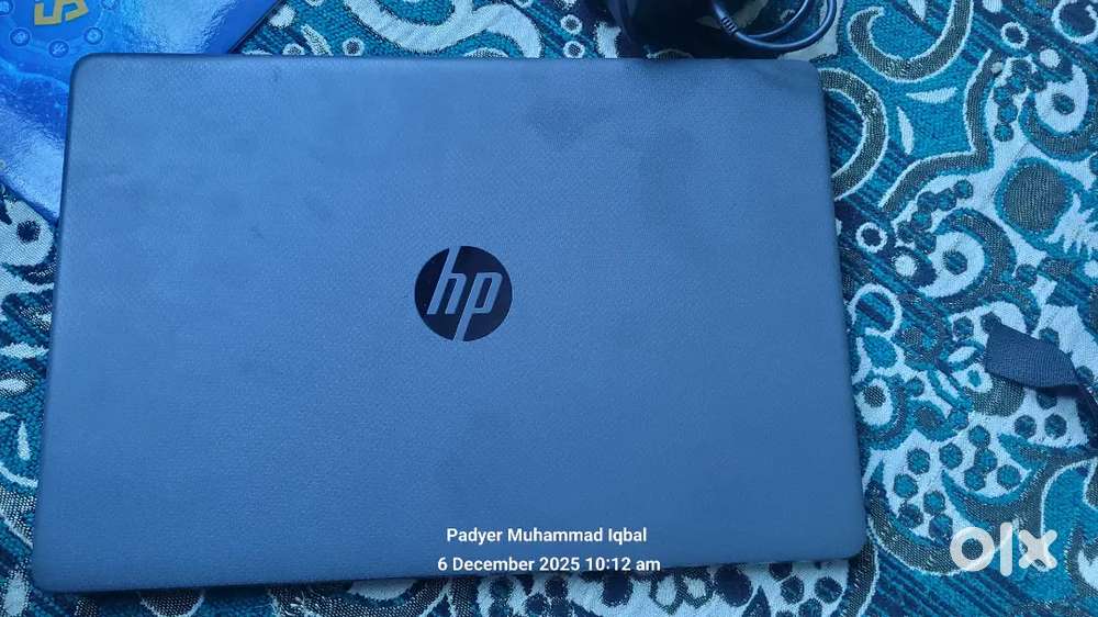 Hp laptop new one month old