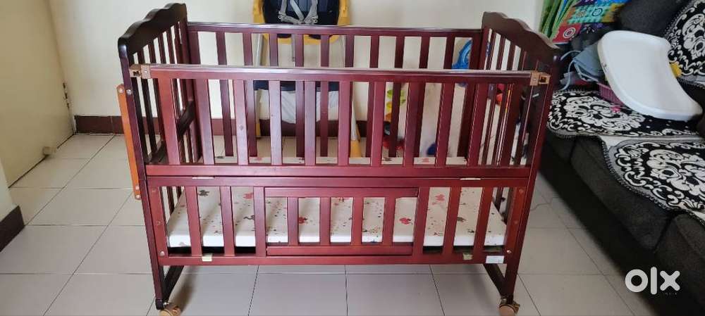 Baby Hug Montena Cradle cum Rocker