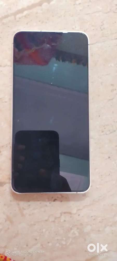 Samsung S24 12 / 256 gb