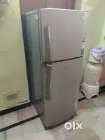 Double door Fridge - 225 liters