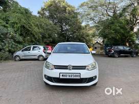 Volkswagen Vento 2010-2013 Petrol Highline, 2011, Petrol