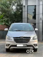 Toyota Innova 2.5 V 7 STR, 2014, Diesel