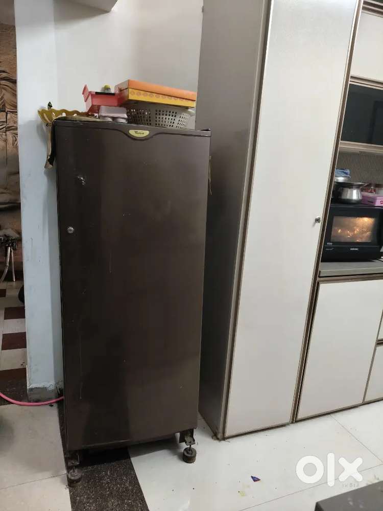 Whirlpool 310 liter fridge