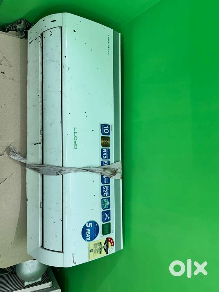Lloyd & godrej split ac 1.5 ton new condition 2years old