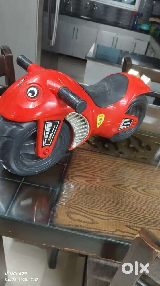 Red short bike