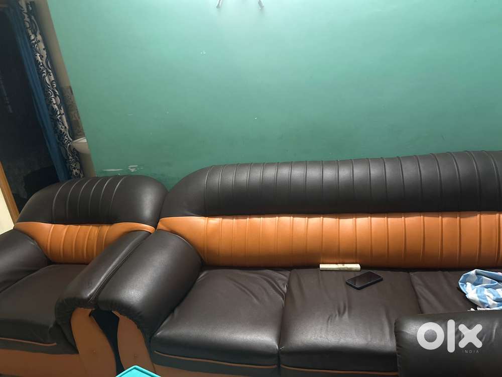 5 seater premium leather sofa - (3+1+1)