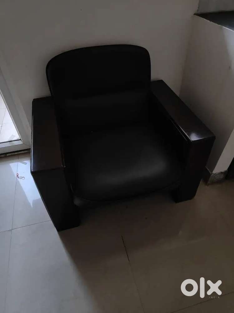 Two sofa chairs in good condition